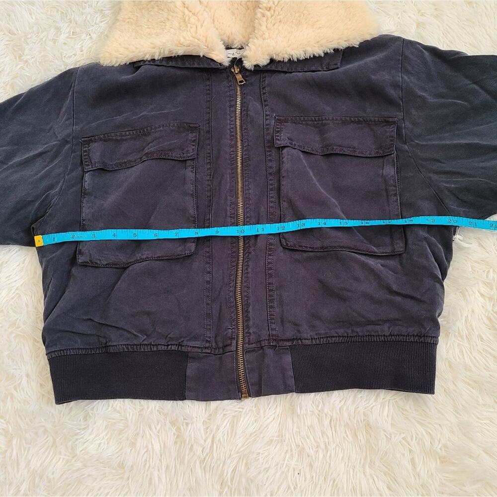 Young Fabulous & Broke Navy Earhart Jacket NWT Small - Picture 5 of 16